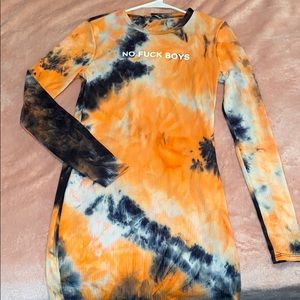 FASHION NOVA LONG SLEEVE DRESS